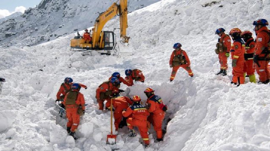 Tibet avalanche kills 28 as search  called off