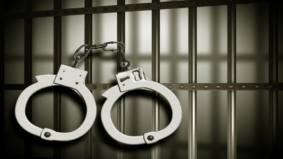 One with arms in Sitakunda held