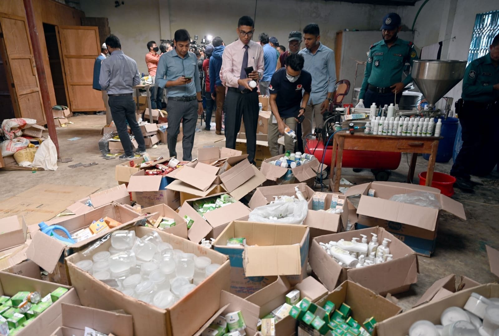 Fake products factory in  Ctg demolished, fined