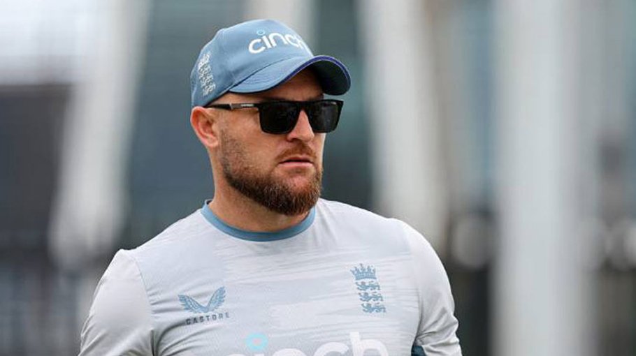 McCullum plots to topple his native NZ