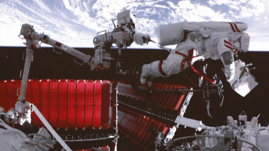 China space station crew completes spacewalk
