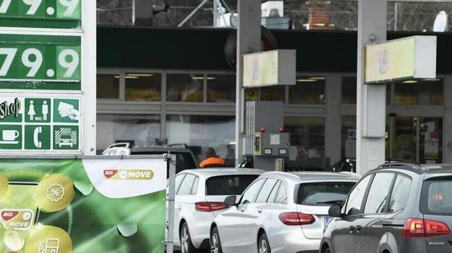 Hungary enters recession as energy prices soar