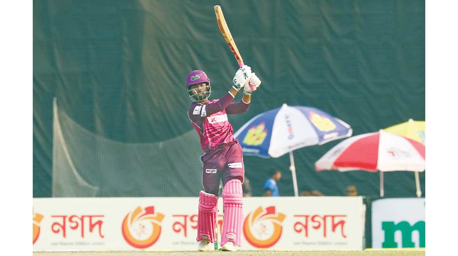 Towhid's selection for national team is too early, says Mashrafe
