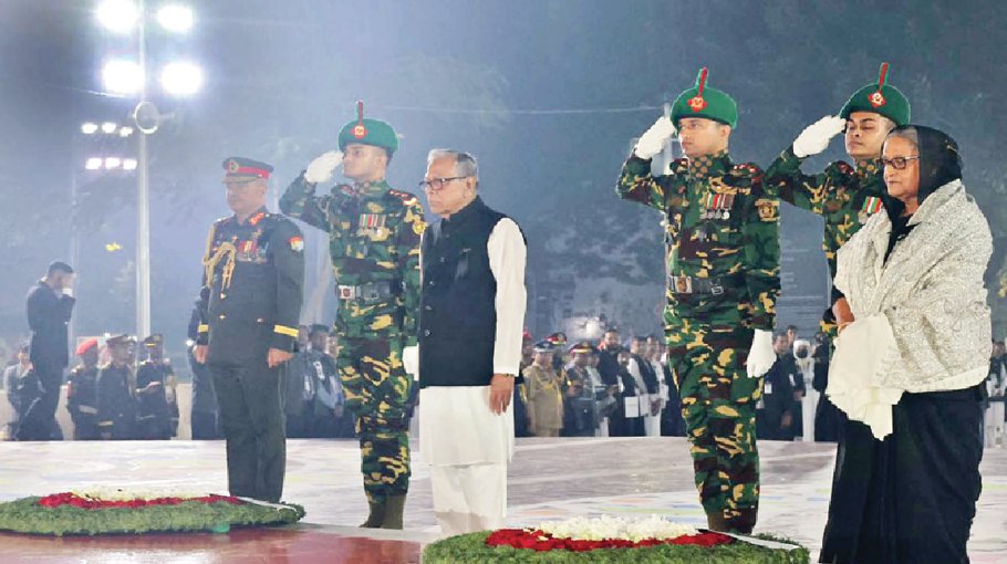 President, PM   pay homage to   language heroes