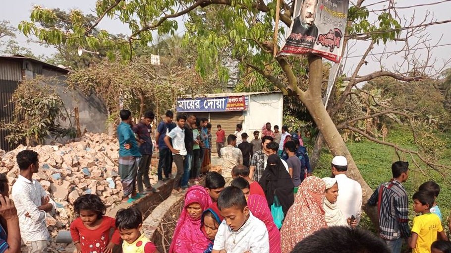 Two siblings stabbed dead, another injured 