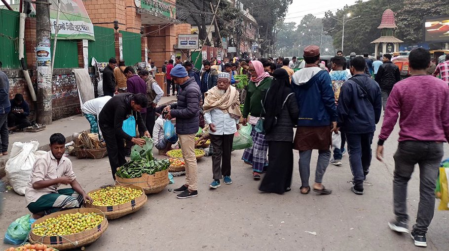 City corpn rehabilitation move fails, Sylhet hawkers have the last laughs