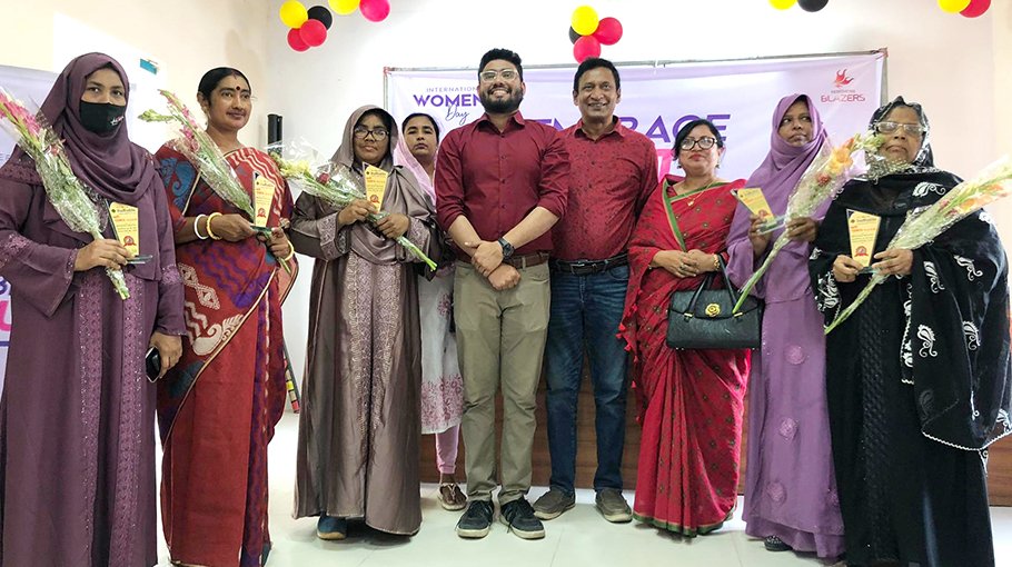 Daffodils honours  women entrepreneurs  in Ishwardi