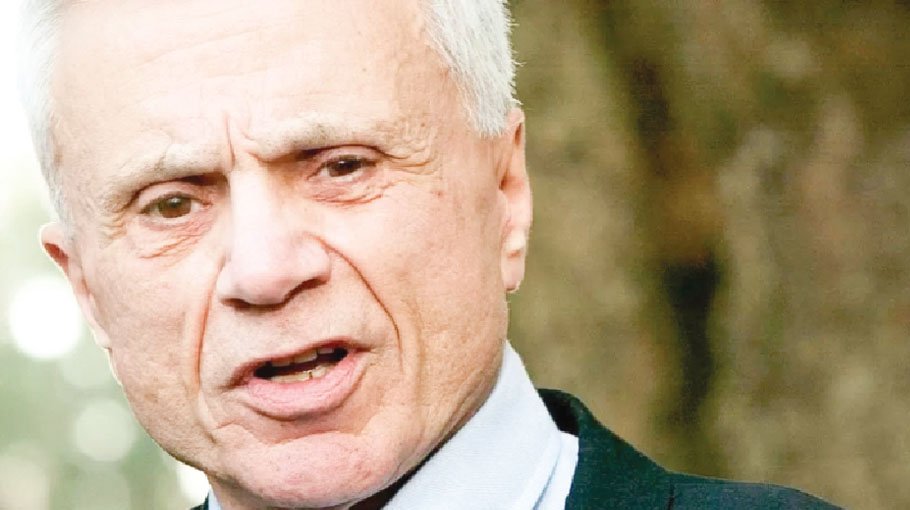 Robert Blake, titular hero of 70s, dies at 89