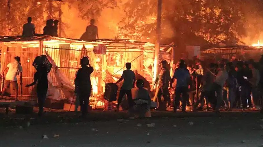 Over 200 injured as RU students clash with locals over bus seats