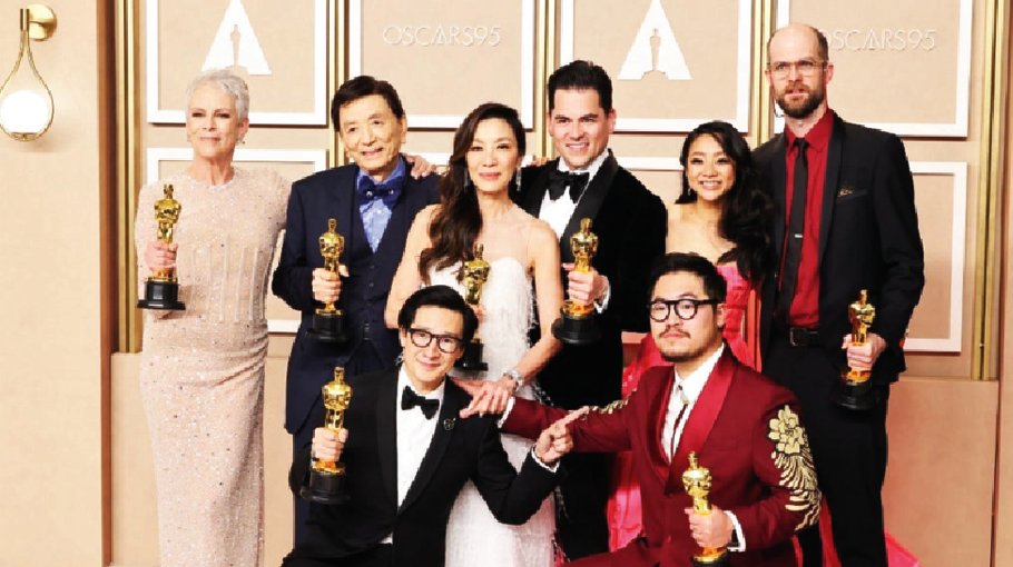 Oscars ratings tick up again as ‘Everything Everywhere’ triumphs
