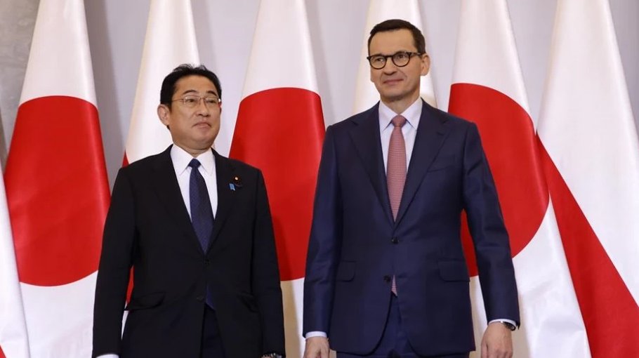Japan PM pledges aid for Poland to help Ukraine 