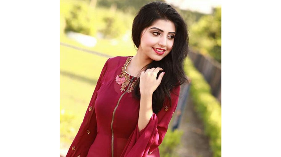 Singer Porshi now actress