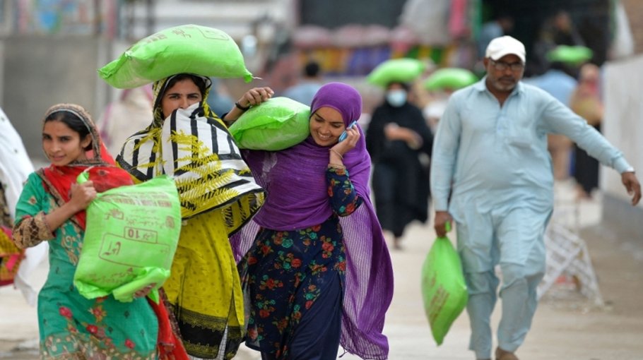 Inflation at 50-year high in crisis-hit Pakistan