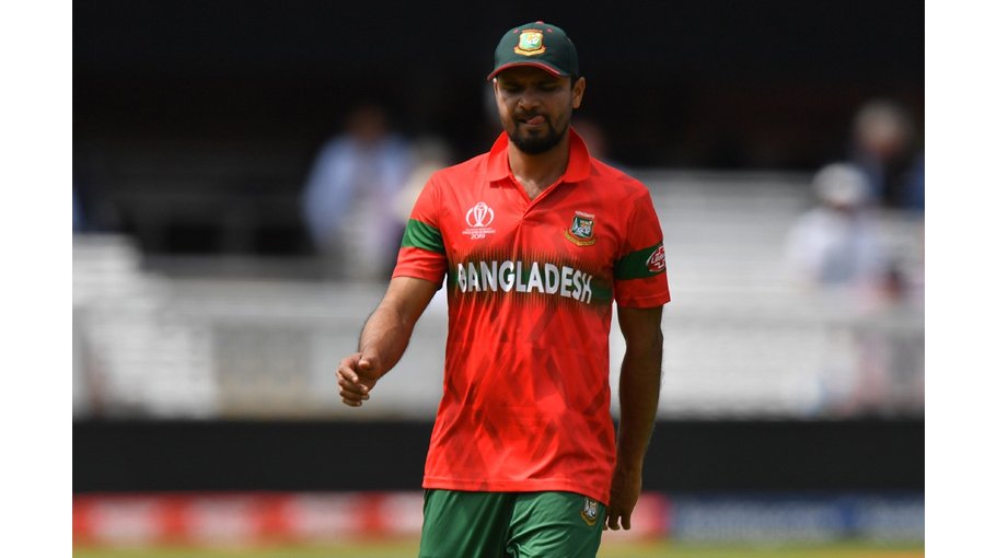 Mashrafe awarded MCC Honorary Life Membership