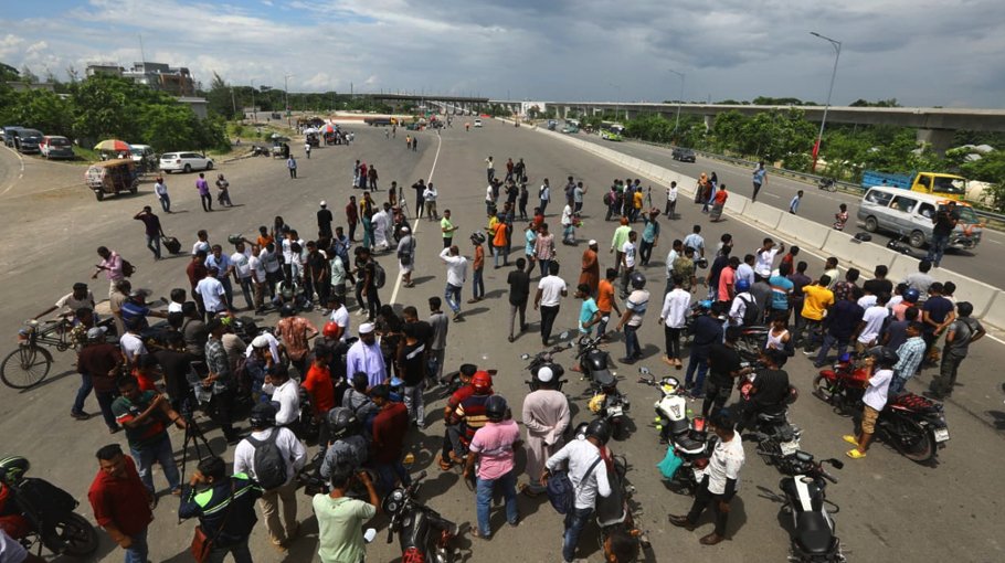 Bikers demand to allow motorcycles on Padma bridge