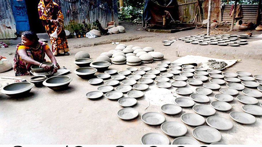 Pottery fading away in Brahmanbaria