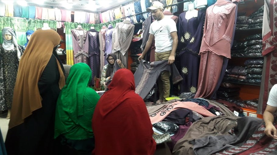 Bangabazar fire affects Sylhet’s Eid market, crowd of buyers swells