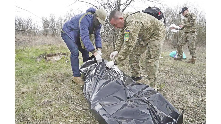 Ukraine attacks continue amid  Easter pleas for peace