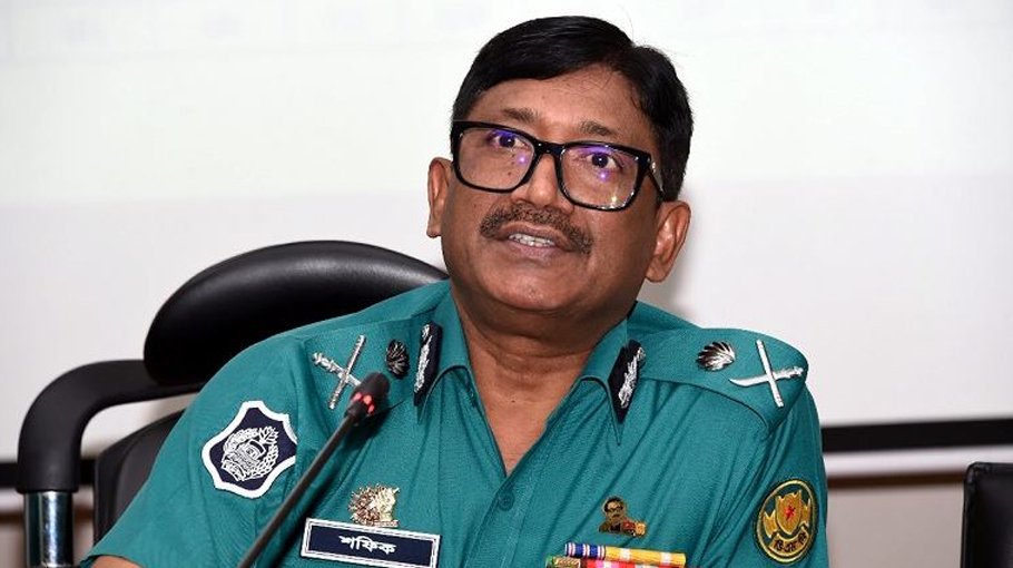 Eid shopping to be safe and secure:  DMP chief 