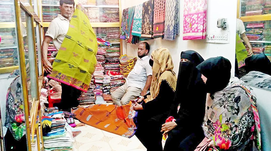 Brahmanbaria markets draws crowd of shoppers