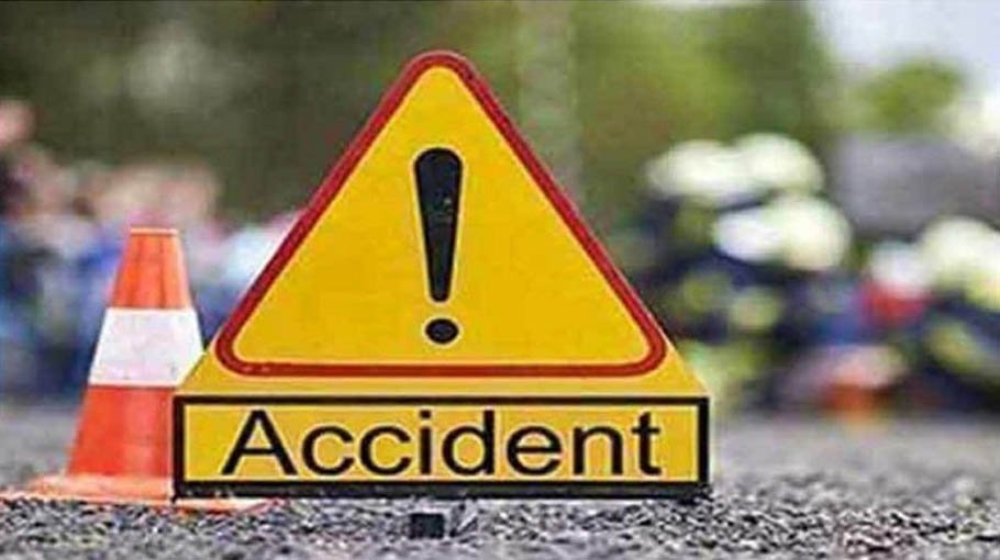 Four killed in Kotchandpur road crash