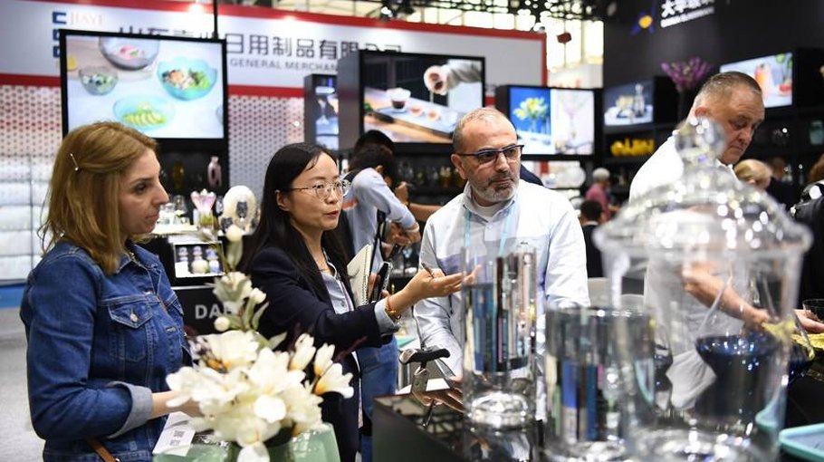 China’s manufacturing draws global attention at Canton Fair