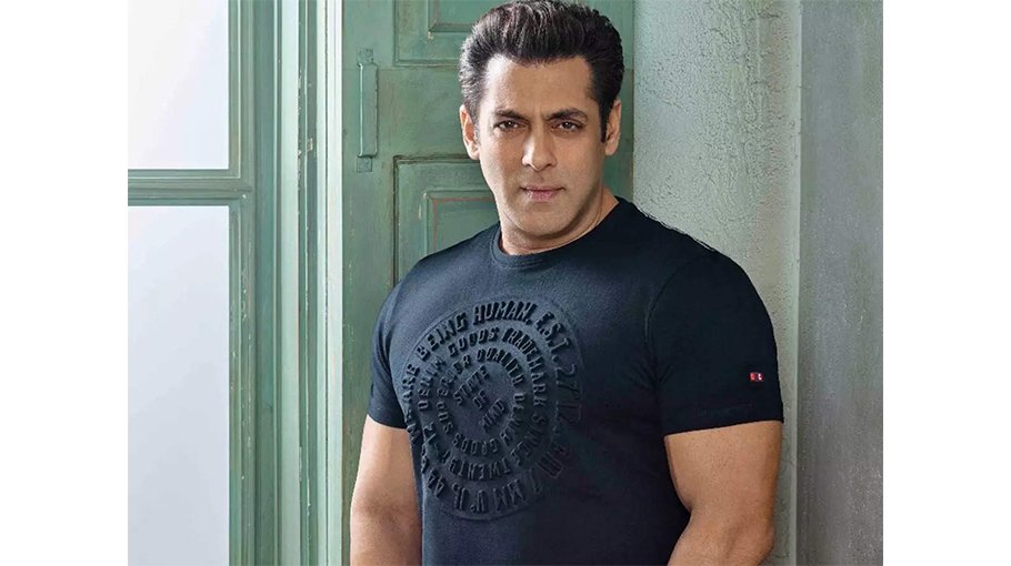 Bhaijan complete 40 years in Bollywood 
