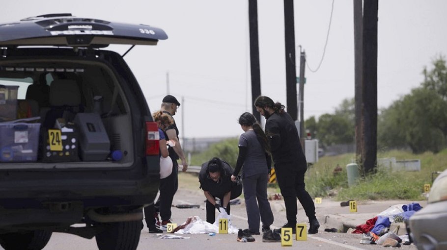 8 dead as SUV hits crowd at Texas bus stop near border