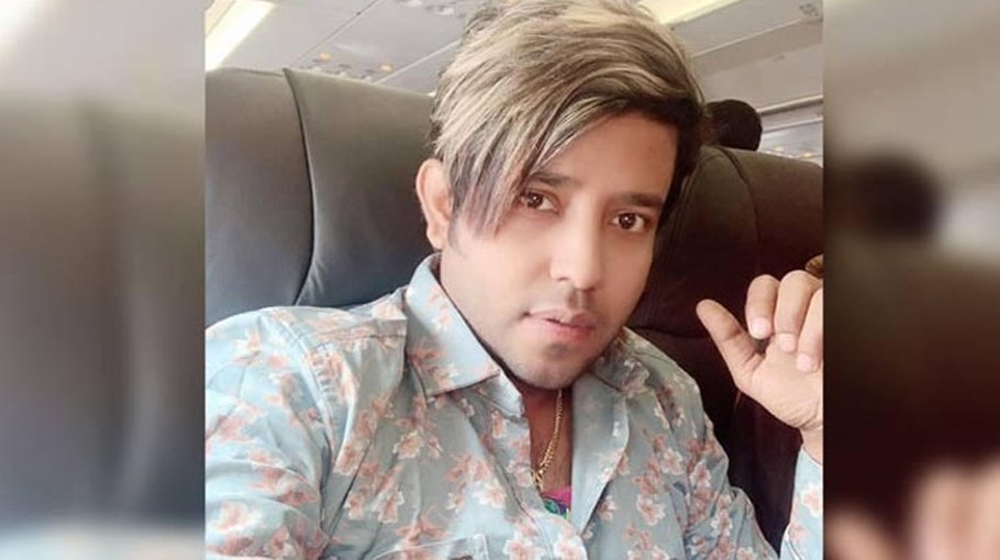 Arav Khan gets   10 years in   arms case