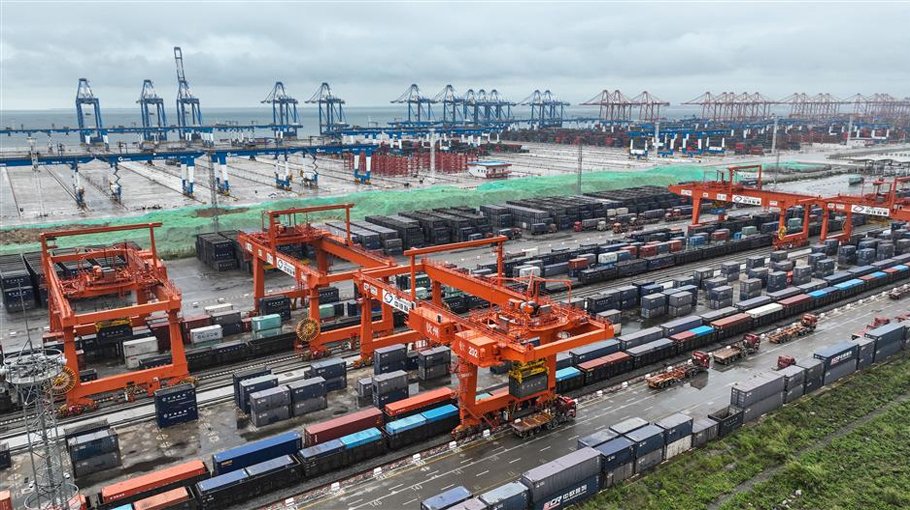 Over 3 lac containers shipped via land-sea trade corridor this year