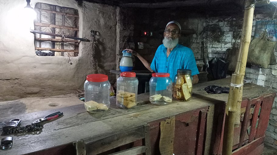 A tale of an old man’s fight against poverty