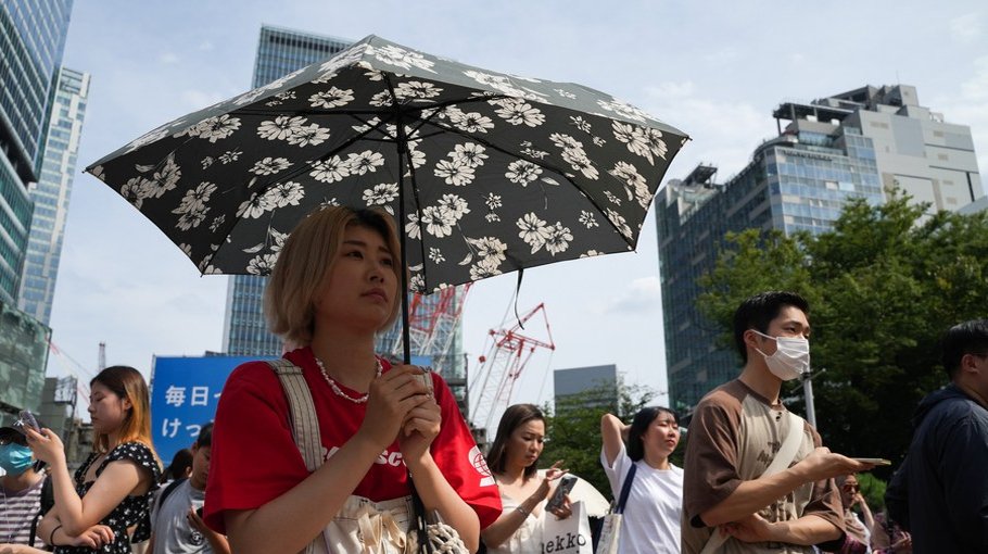 Japan’s weather agency warns of landslides amid heat in western, eastern Japan