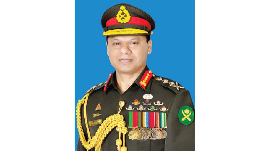 Army chief returns home after Hajj