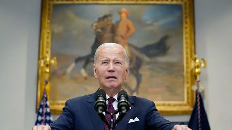 Biden flies to UK amid concern over cluster bombs