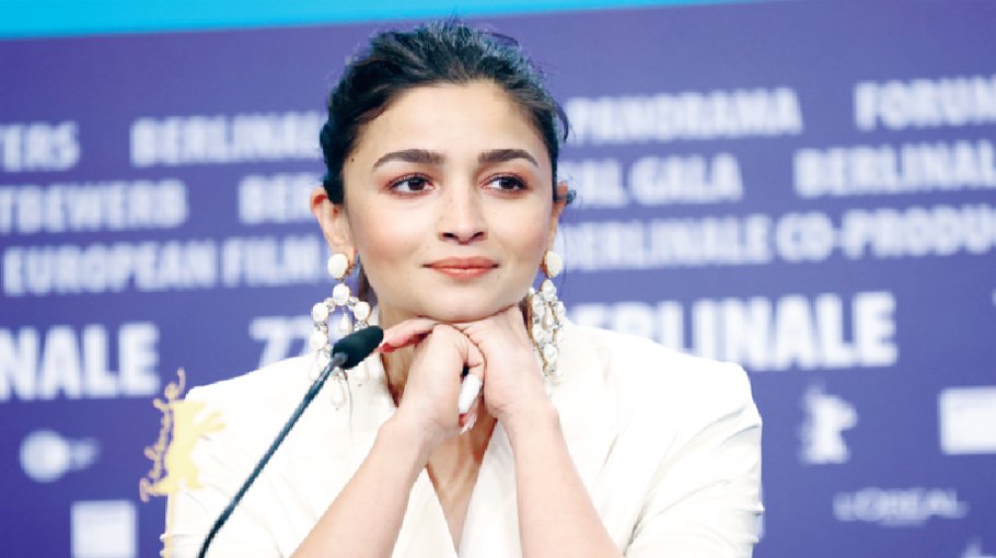 Alia Bhatt set as first female lead in Yash Raj Films’ Spy Universe