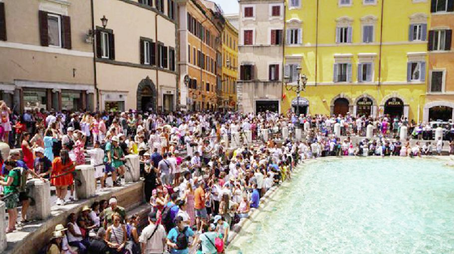Nearly all major Italian cities on red heat alert