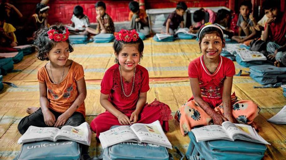 300,000 Rohingya children attend first day of school