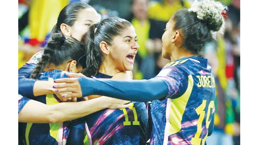 Colombia reach first World Cup quarter-final