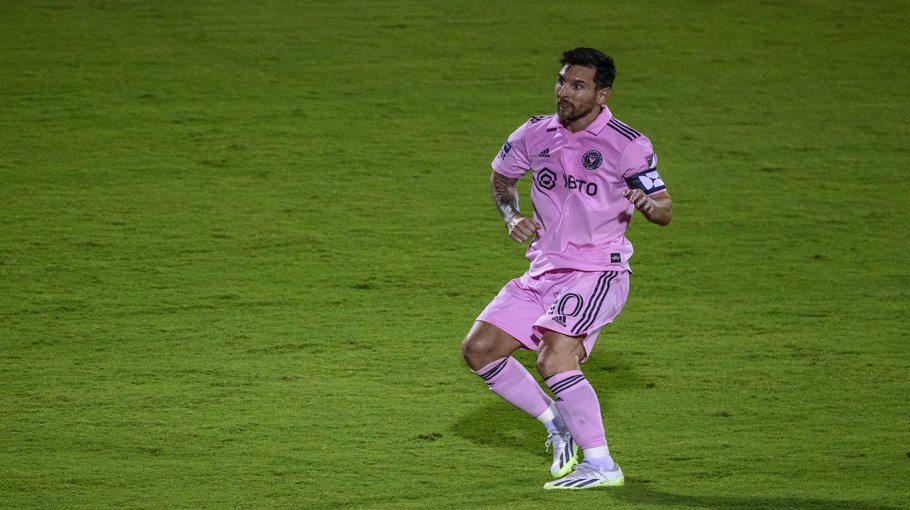 Messi’s MLS debut pushed back