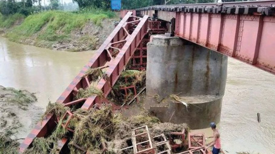 Flood wreaks havoc on Ctg-Cox’s Bazar rail line project