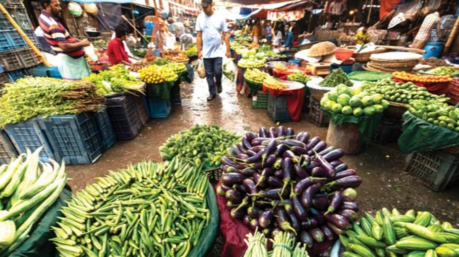 Vegetables, egg prices decline