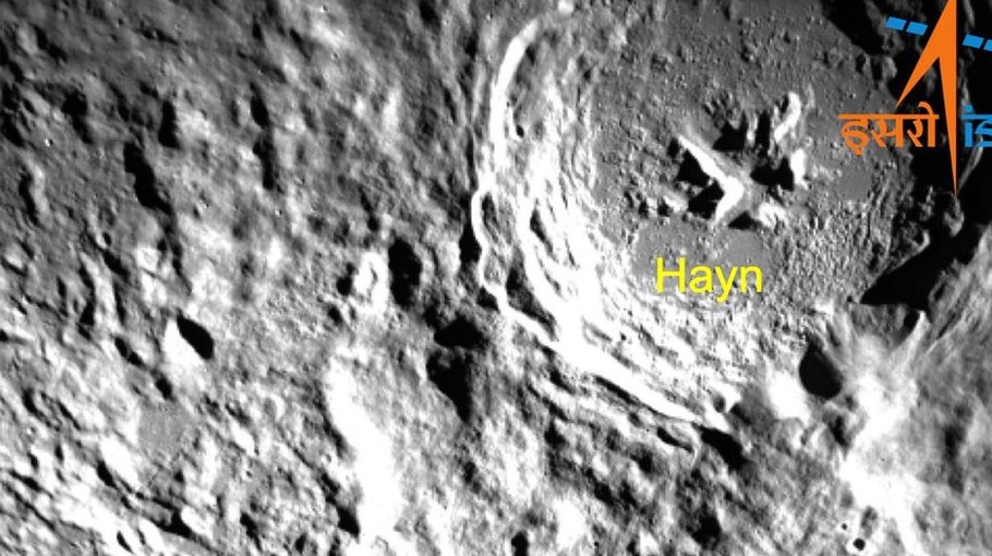 India’s lunar lander searches for safe Moon landing   spot
