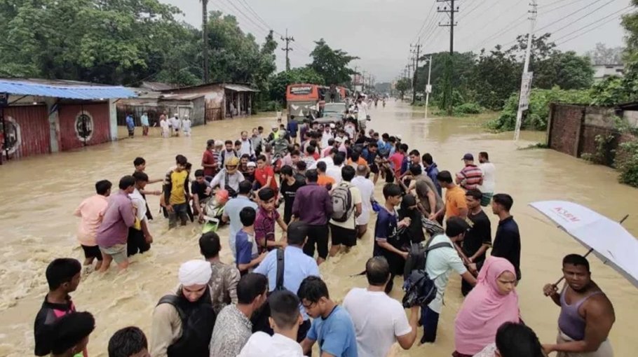 Downpour delays HSC exam in Ctg