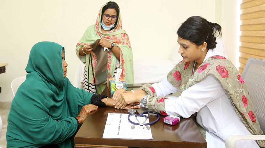 GPH Ispat conducts free medical camp for distressed women