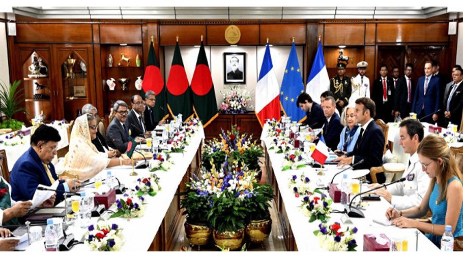 Dhaka, Paris sign two instruments