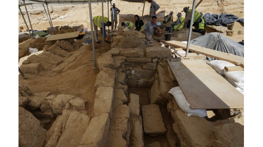 Largest ever ancient cemetery discovered in Gaza 
