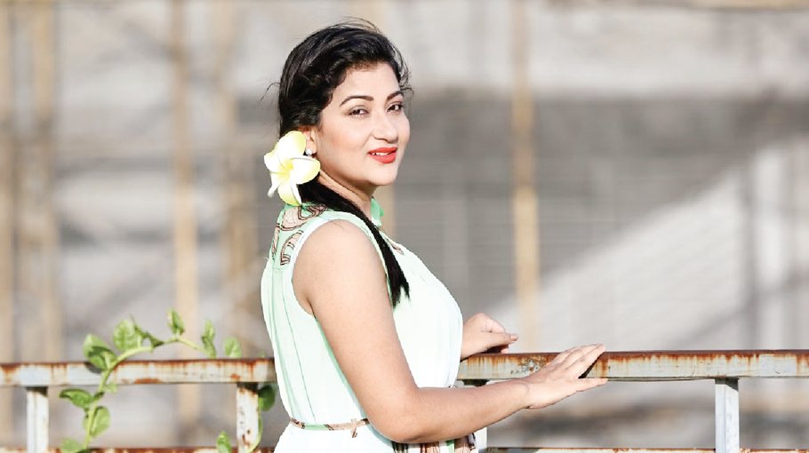 Deepa to star in Selina Hossain’s story