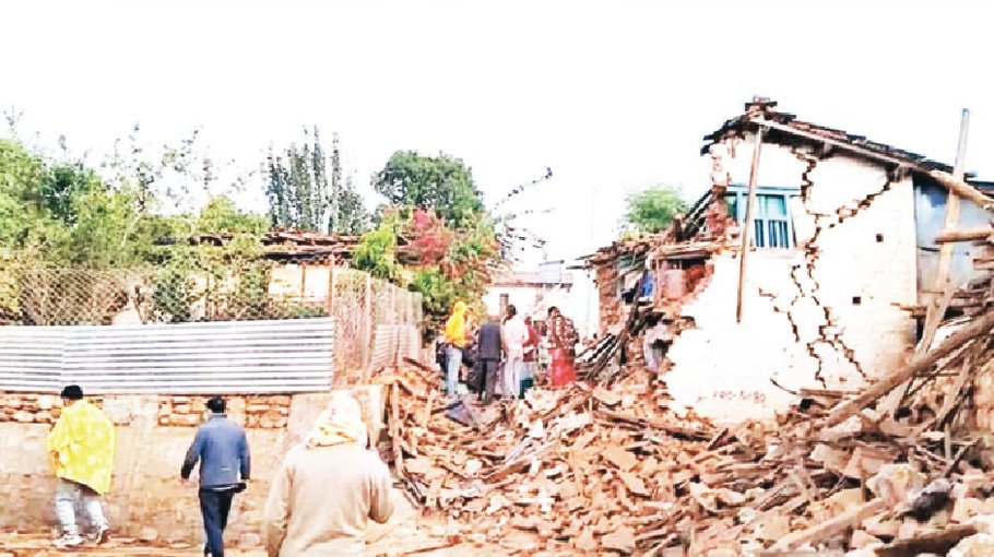 150 plus killed in Nepal earthquake