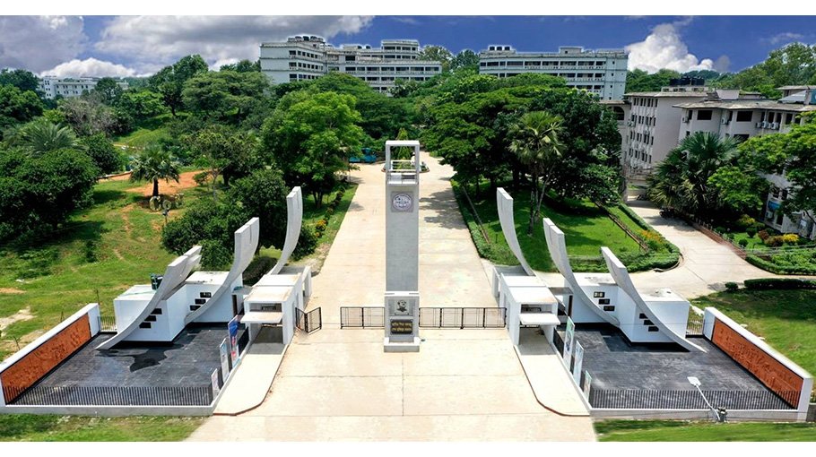 Seven teachers of CoU  return Tk 1.35 crore