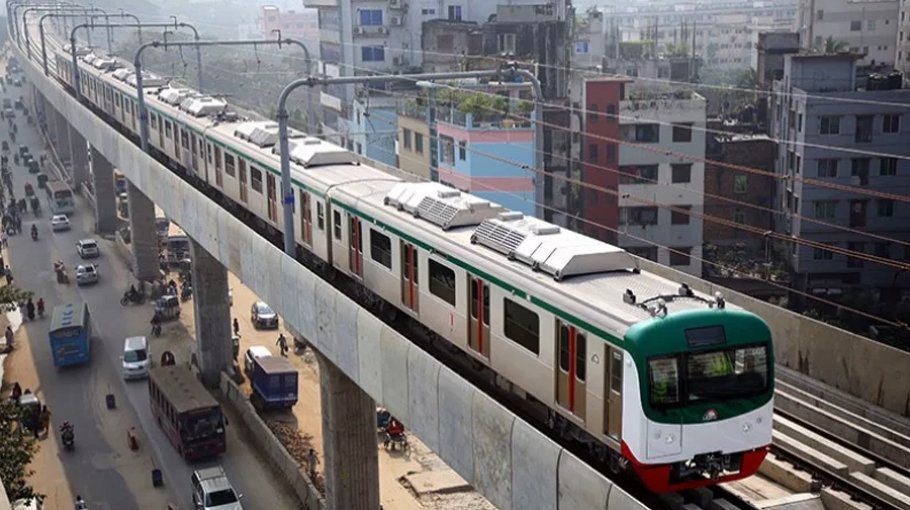Metro rail operating time extended